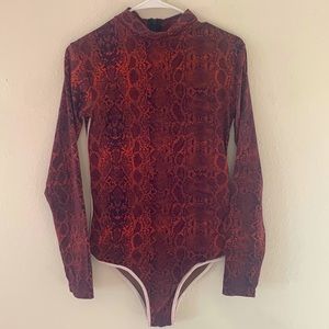 ACACIA Ehukai in Amber Python size Large